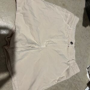 ARITZIA cargo shorts